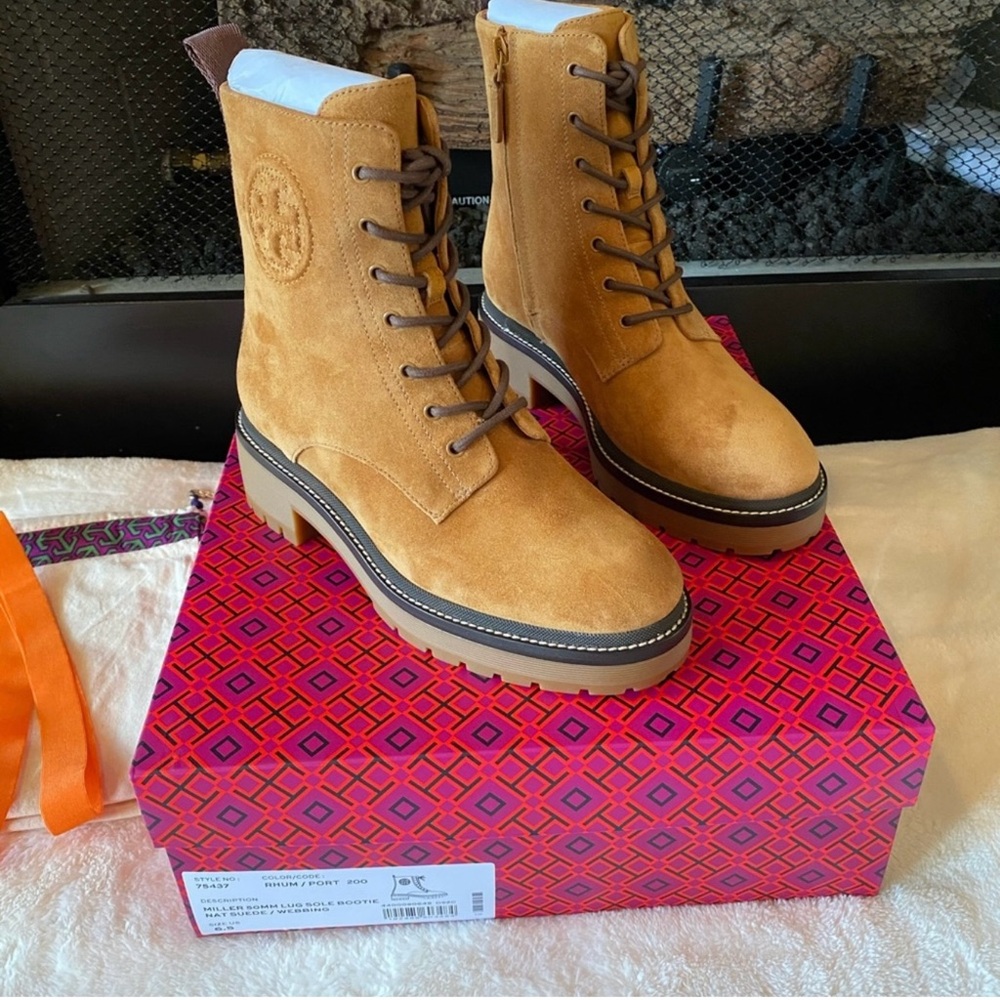 NIB TORY BURCH Rhum Suede Lug Sole Booties size 6.5
